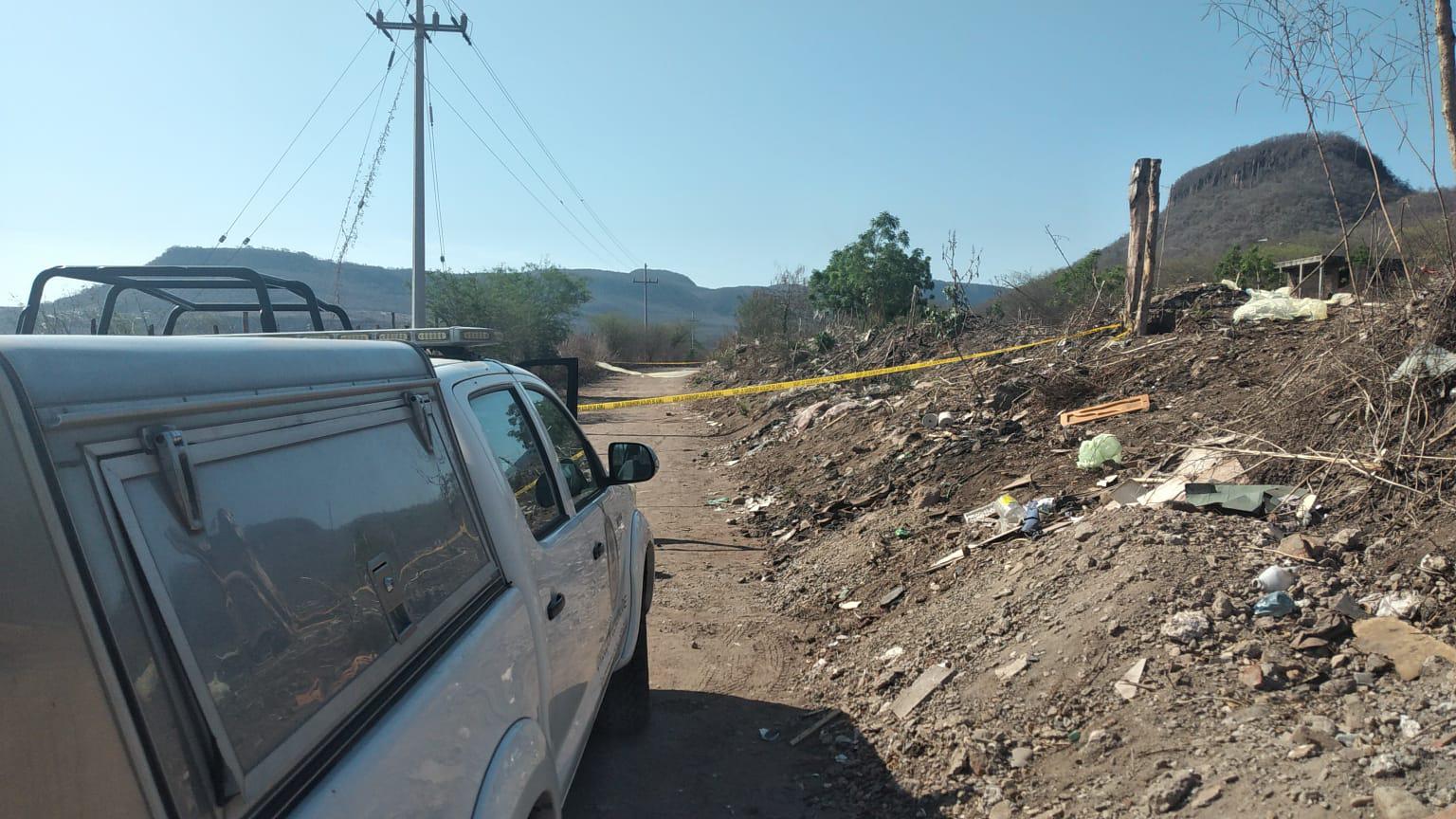 $!Localizan un hombre sin vida en las inmediaciones de El Barrio, en Culiacán