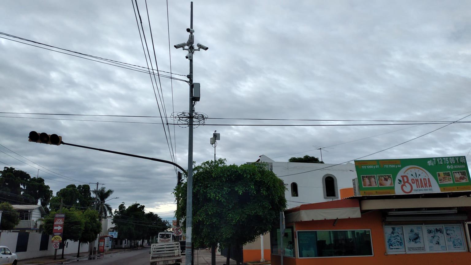 $!Otra vez dañan cámaras de seguridad en Culiacán