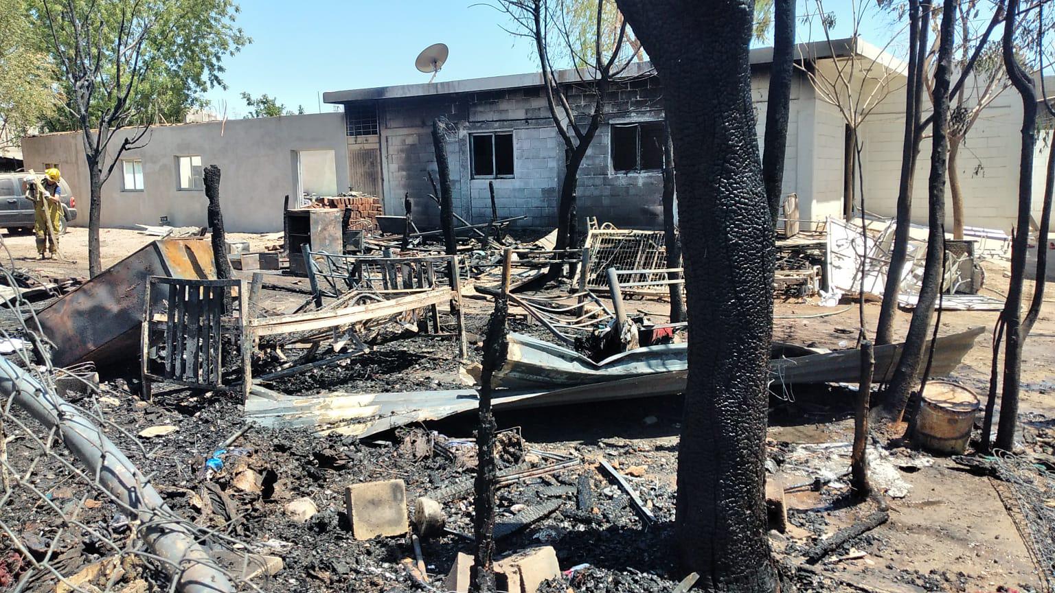 $!En Culiacán, se registra incendio en albergue de El Buen Samaritano; más de 50 personas fueron evacuadas