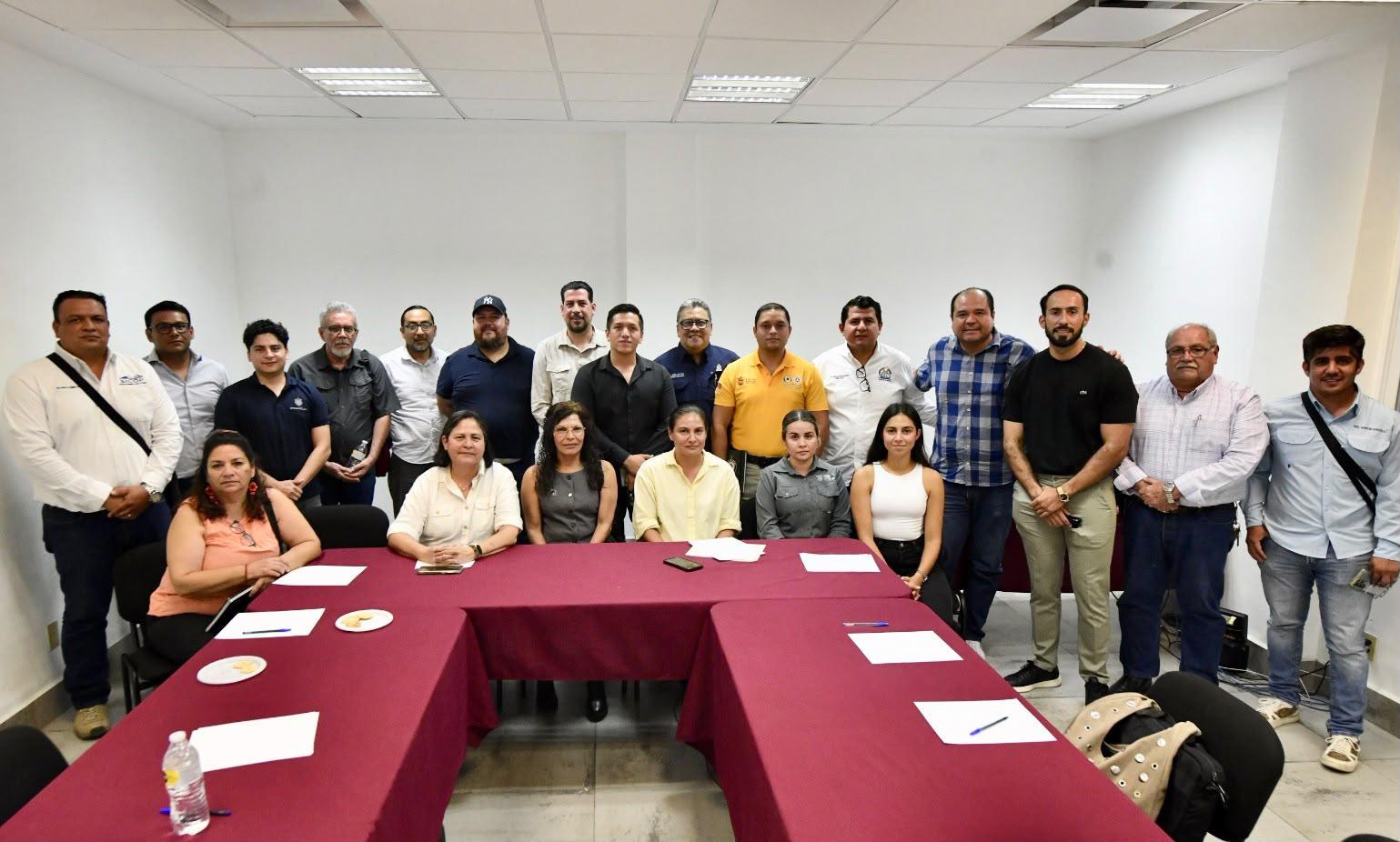 $!Analizan especialistas acciones para atender los daños del malecón de Mazatlán