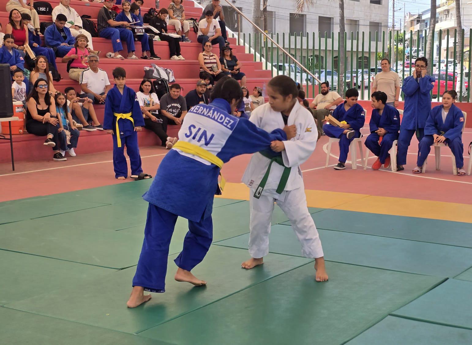 $!Judocas de Sinaloa afinan técnicas en Mazatlán rumbo a la Olimpiada Nacional Conade