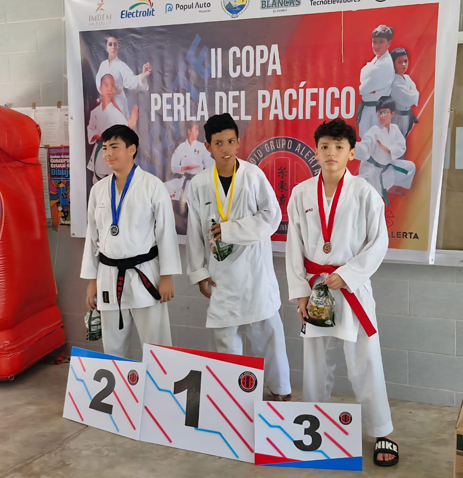 $!Dojo Kazoku Kai Real Pacífico destaca en la Segunda Copa Perla del Pacífico de Karate Do