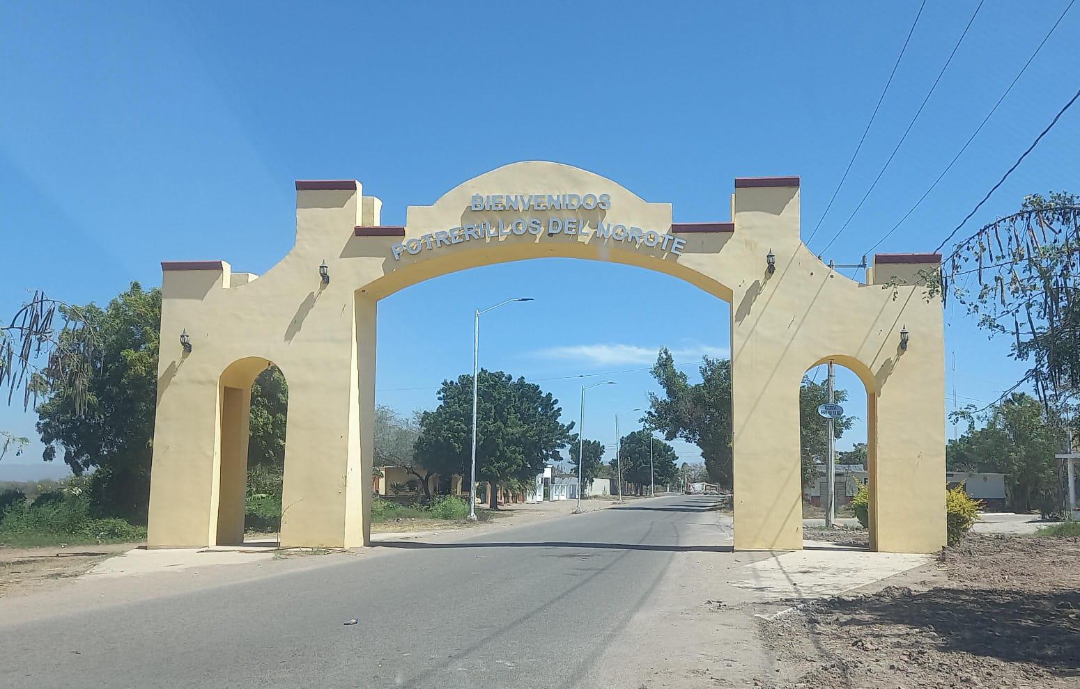 $!Enfrentamientos entre grupos criminales desatan pánico y destrucción en Elota