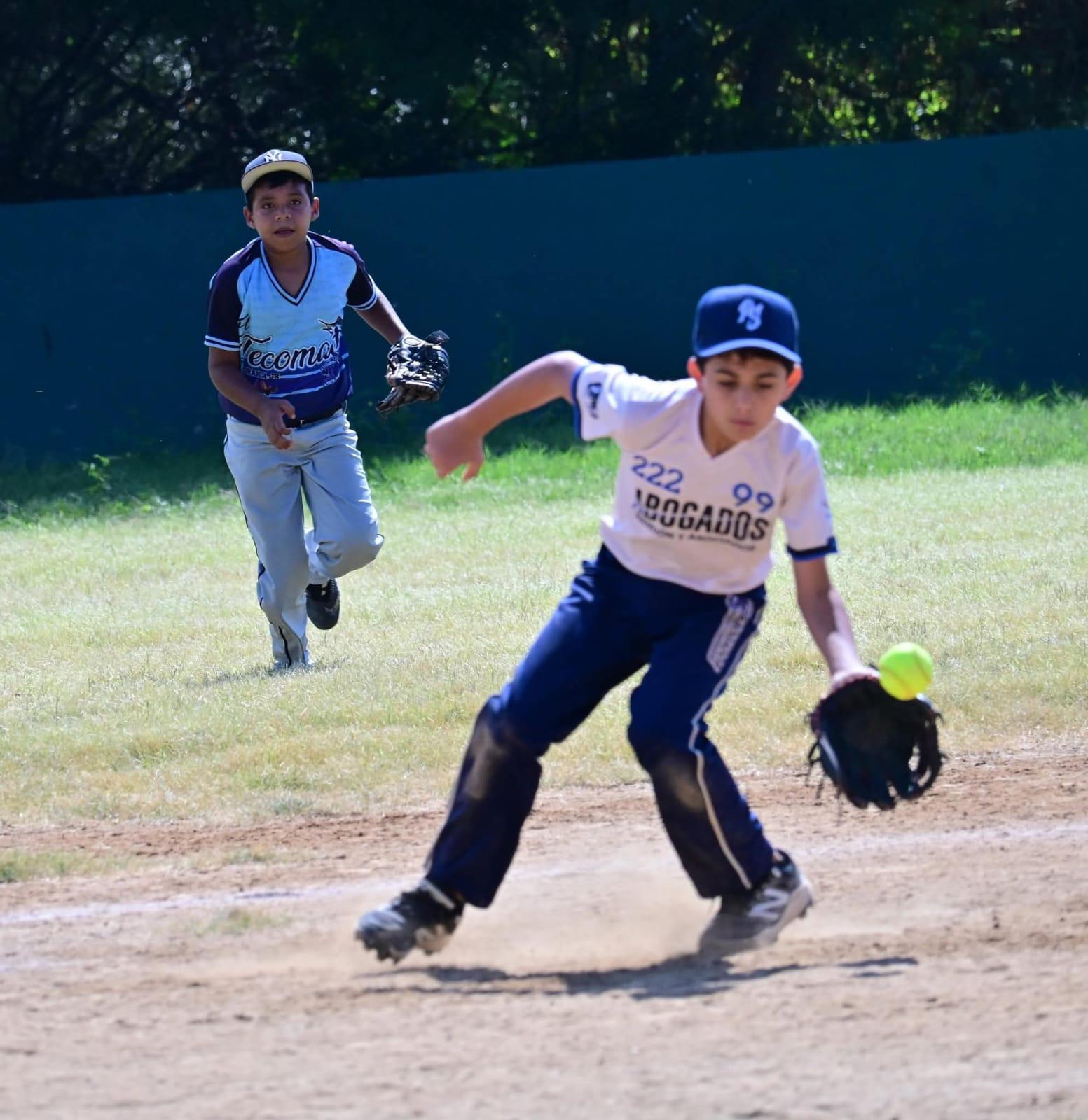 $!Selección Mazatlán de Softbol Juvenil Menor, lista para la etapa estatal