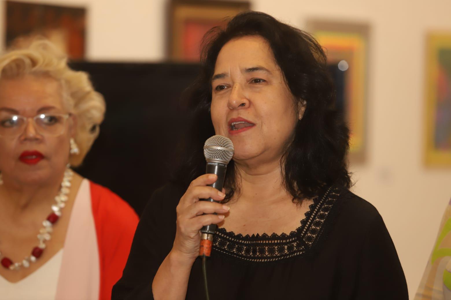 $!Ernestina Yépiz, directora de Literatura del Instituto Sinaloense de Cultura.