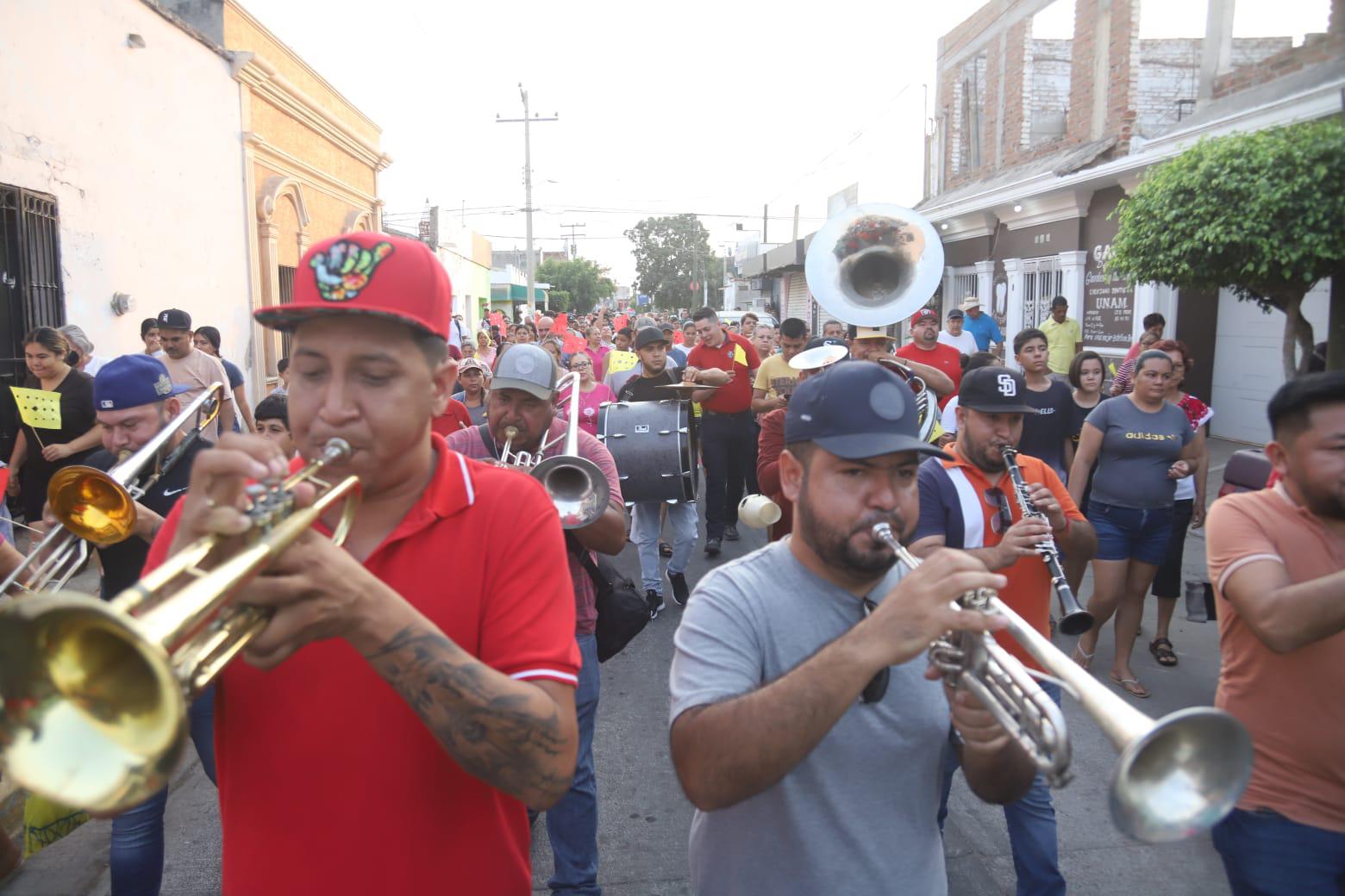 $!Bañan a San Juan en las aguas del Río Presidio; le piden lluvias