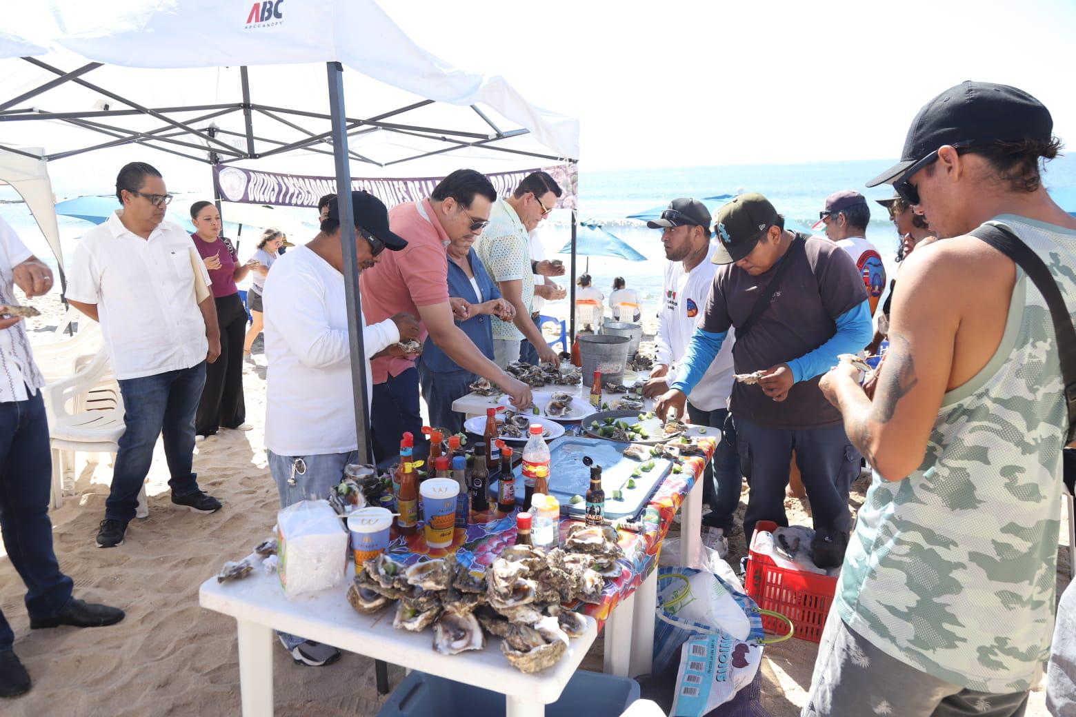 $!Celebran el primer Encuentro por la Pesca Artesanal y el Turismo Sustentable en Mazatlán