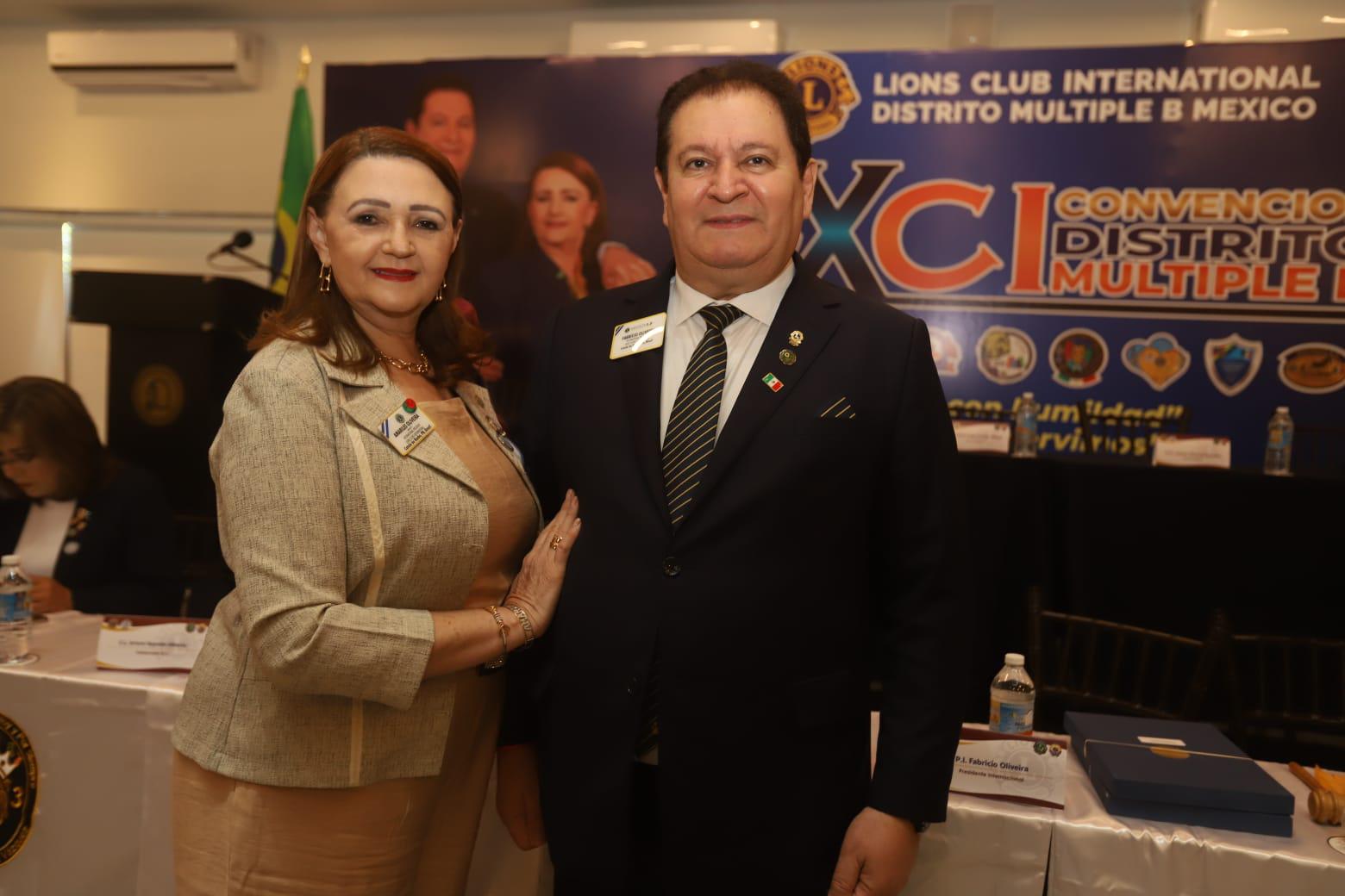 $!Amariles de Olivera y Fabricio Olivera.