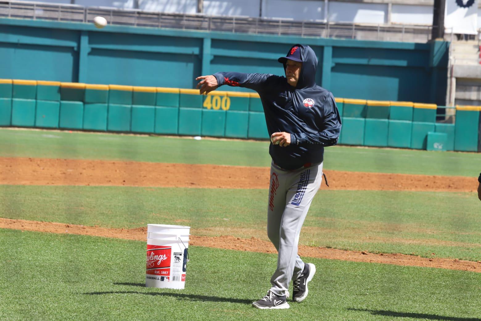 $!Juan José Pacho destaca el pitcheo y el ímpetu de los novatos que buscan un lugar en el róster de Venados