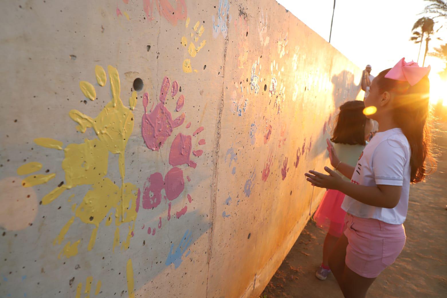 $!Colectivas hacen caminata para impulsar Ley de Protección a Menores