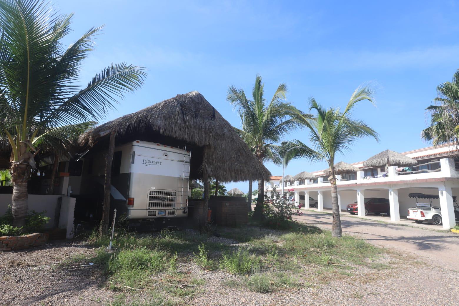 $!Turismo de casas rodantes llega a Mazatlán entre incertidumbre de los viajeros