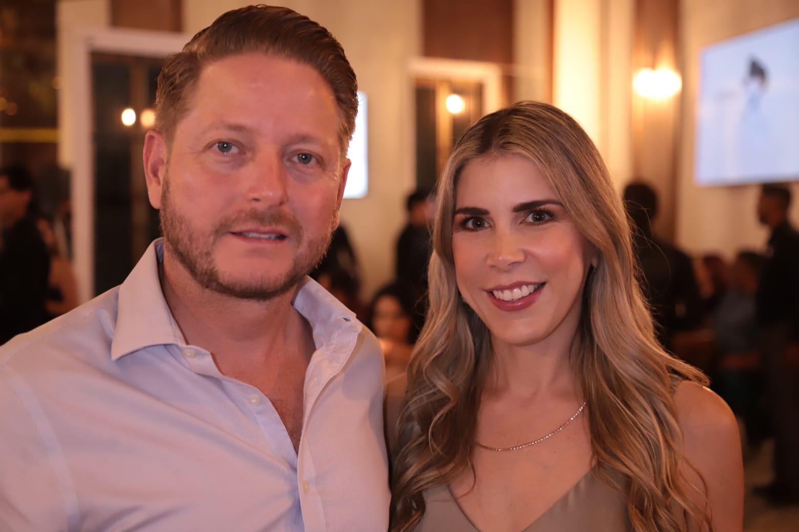 $!Giancarlo Parolari y Alma Guerrero de Parolari.