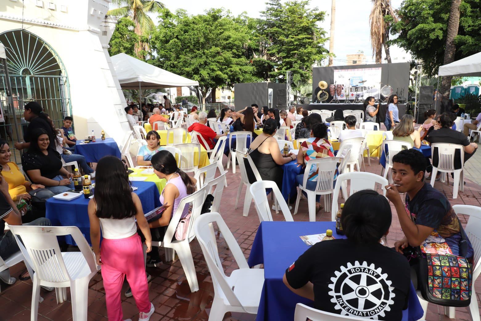 $!Realizan Rotarios de Mazatlán la edición 29 de la Verbena Gastronómica