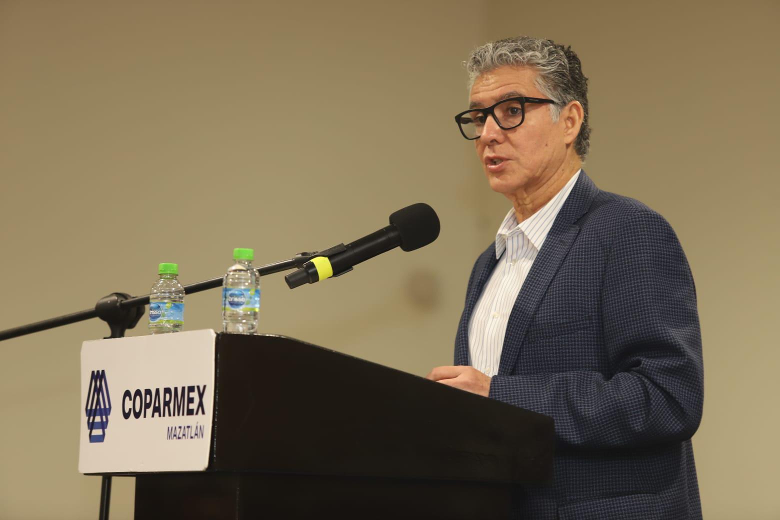 $!Toman protesta a nuevas comisiones de Turismo y Jóvenes Empresarios de Coparmex