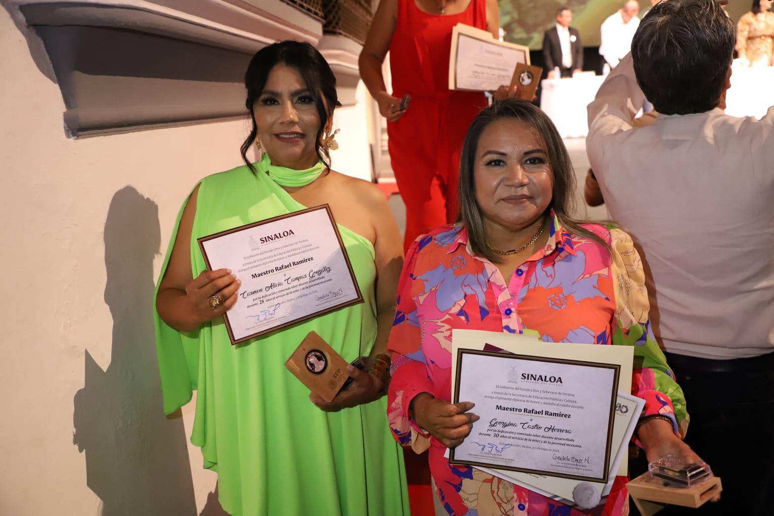 $!Carmen Alicia Campas y Georgina Castro.