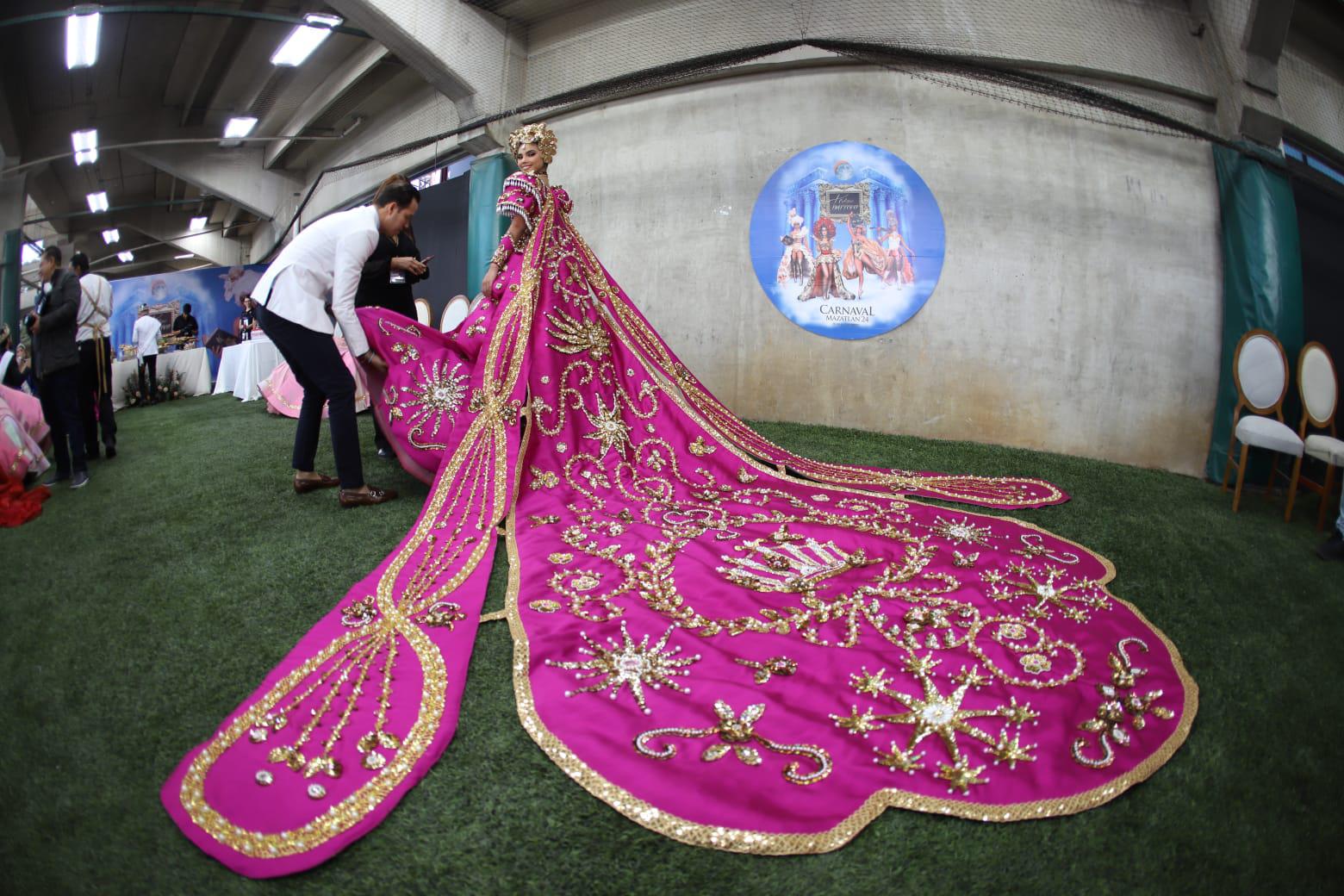 $!#Galería | Así luce Carolina III para su coronación como Reina del Carnaval de Mazatlán 2024