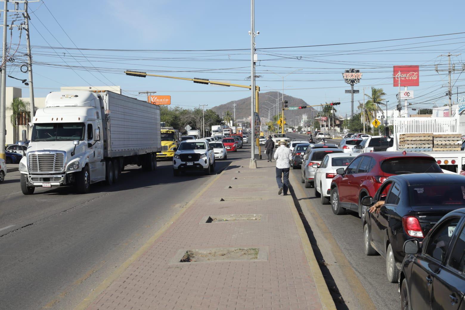 $!Confirma Sheinbaum puente vehicular en la Carretera México 15, en el cruce con Pérez Escobosa, en Mazatlán