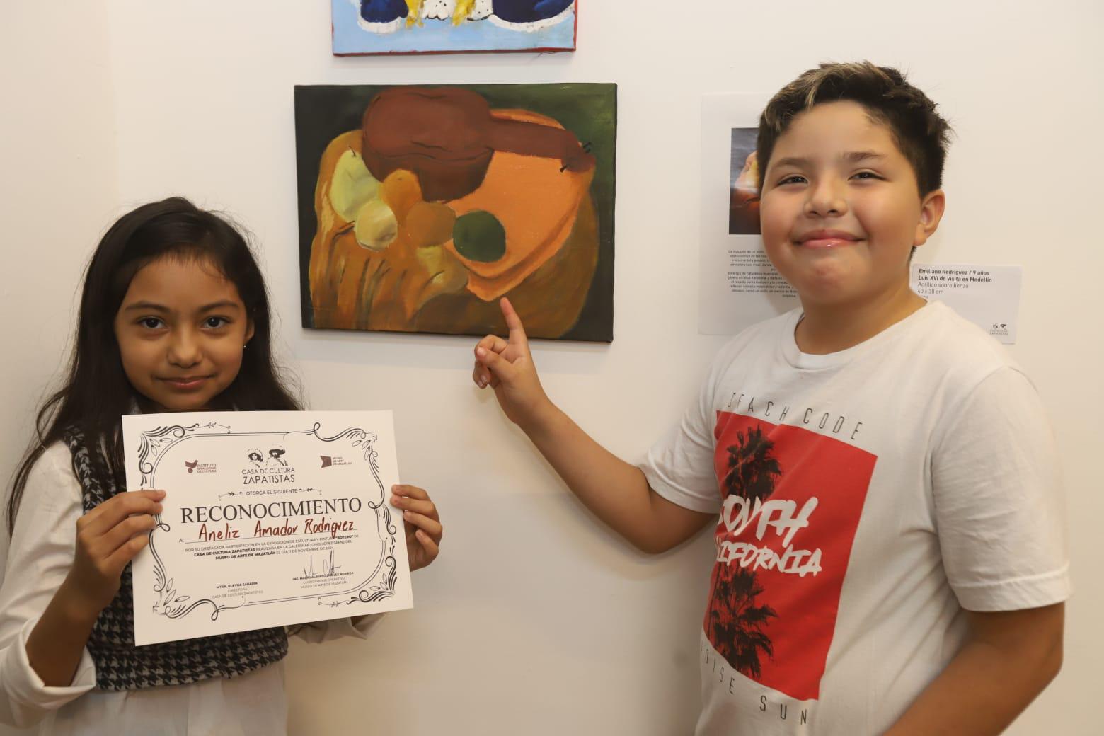 $!La artista Aneliz Amador Rodríguez junto a su primo Sebastián Camarillo Amador.