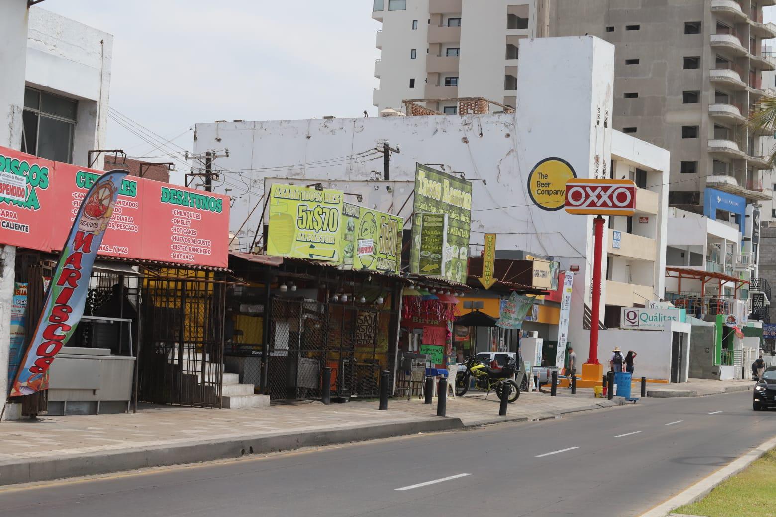 $!Comerciantes de Mazatlán reportan crisis por baja en ventas y turismo de menor consumo