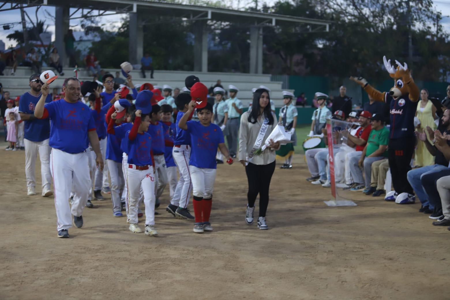 $!Arranca la Primera Liga Infantil de Beisbol en Mazatlán