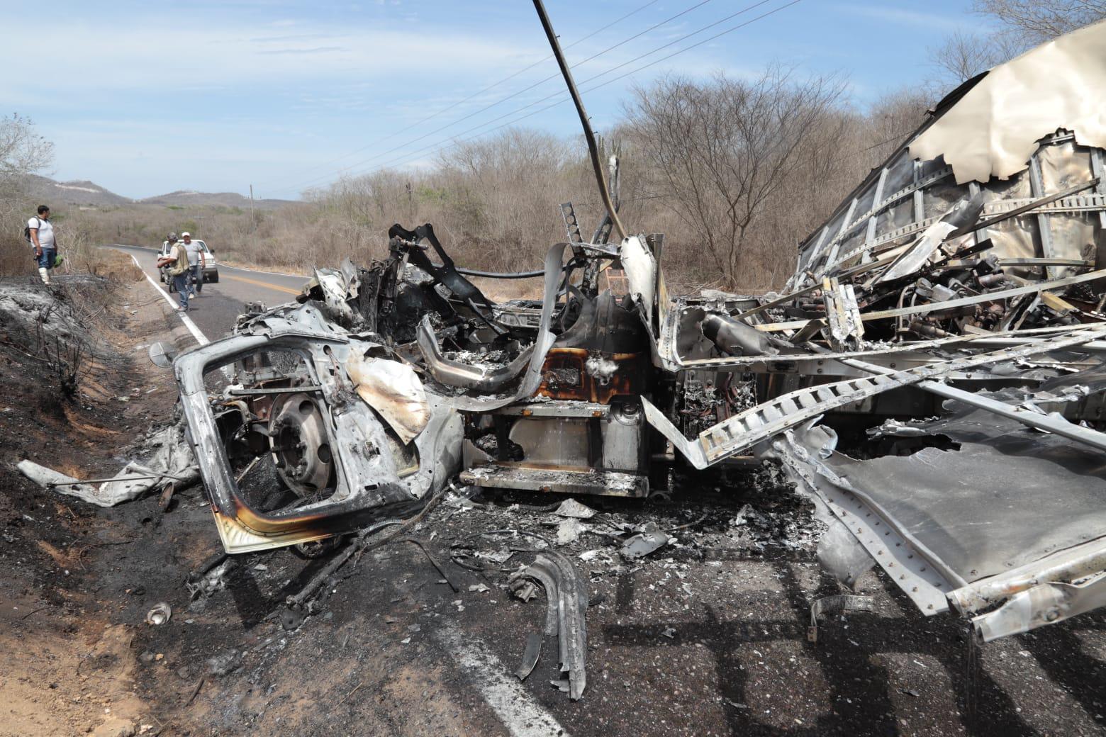 $!Hay movimiento de grupos armados en los alrededores de El Recodo; suspenden corridas de camiones al poblado