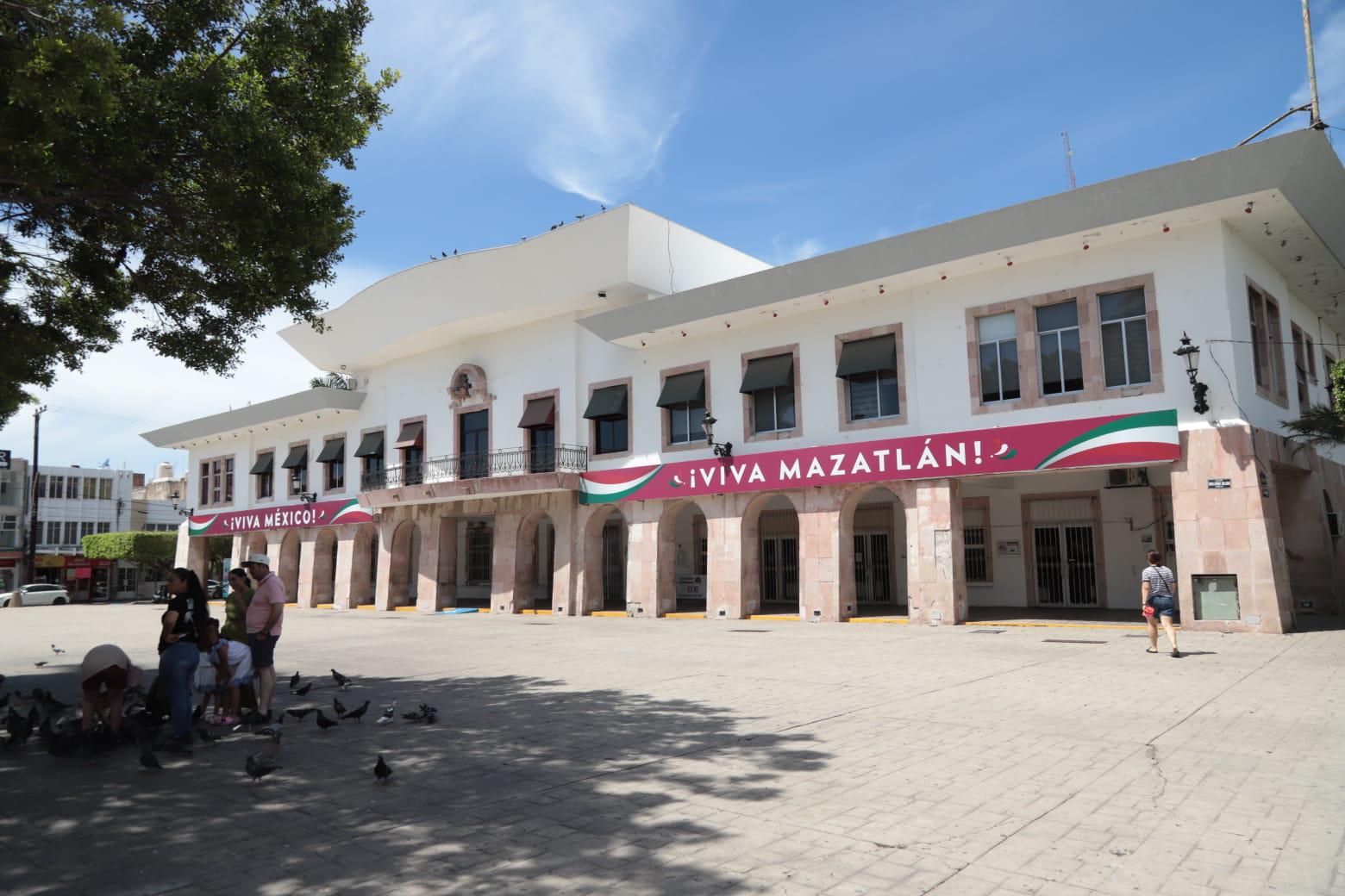 $!Ven festejos del Grito en Mazatlán como una tradición que no puede pasar desapercibida