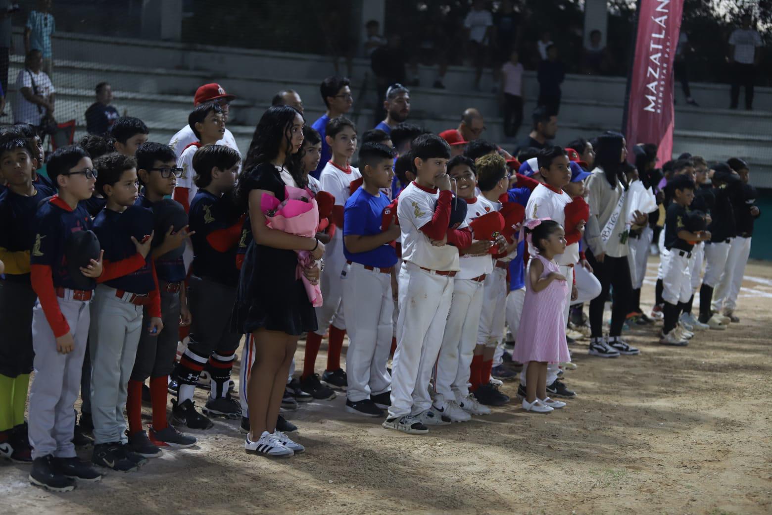 $!Arranca la Primera Liga Infantil de Beisbol en Mazatlán