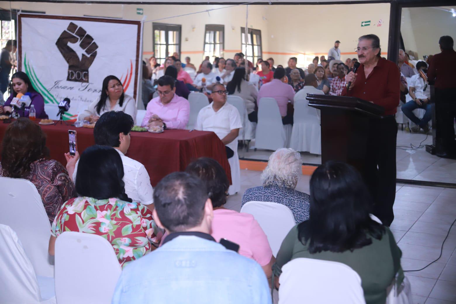 $!Juan Torres asegura que no buscará la Alcaldía de Mazatlán