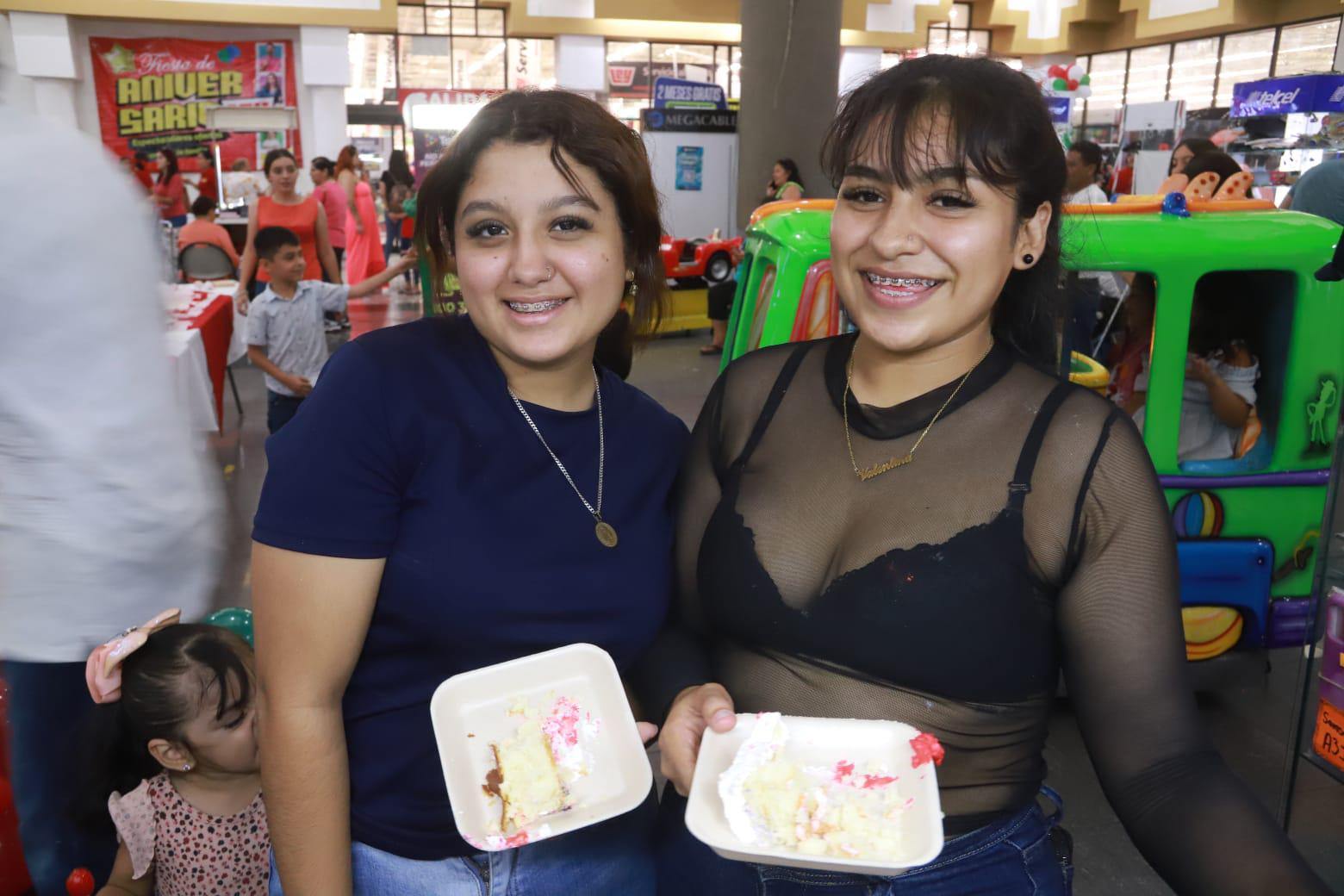 $!Evelin Hernández y Perla Jazmín Flores.