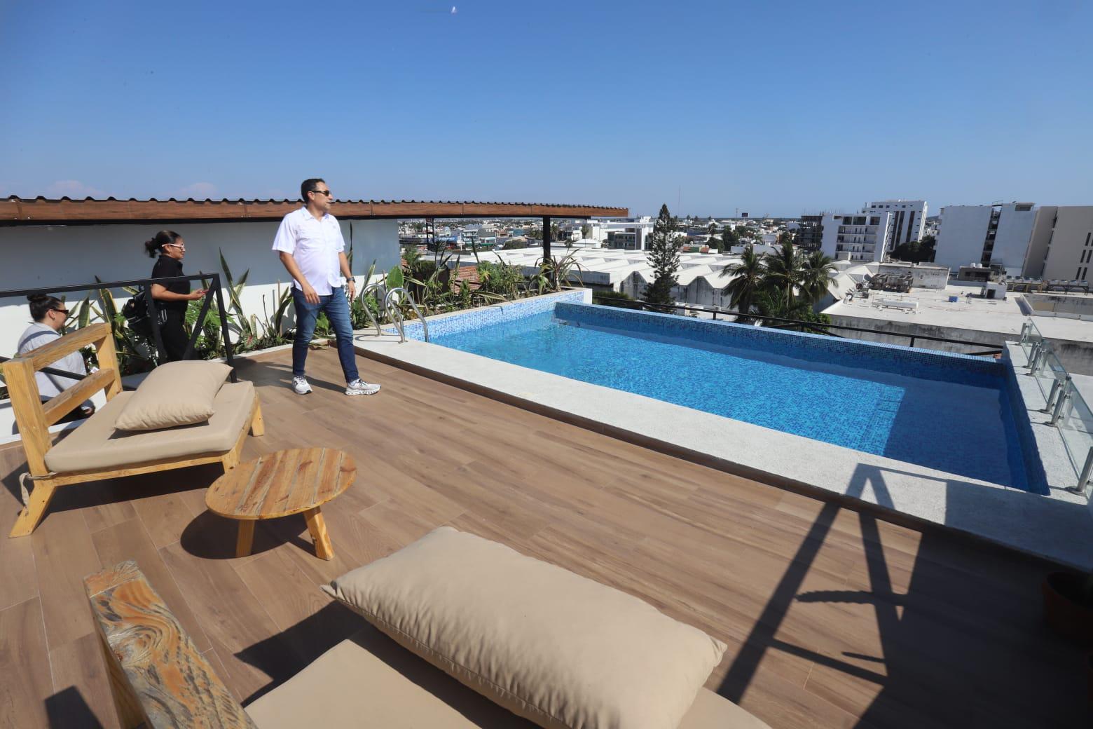 $!“San Lorenzo” consta de 22 departamentos y cuenta con un Roof Garden y alberca con vista impresionante al mar y la ciudad.