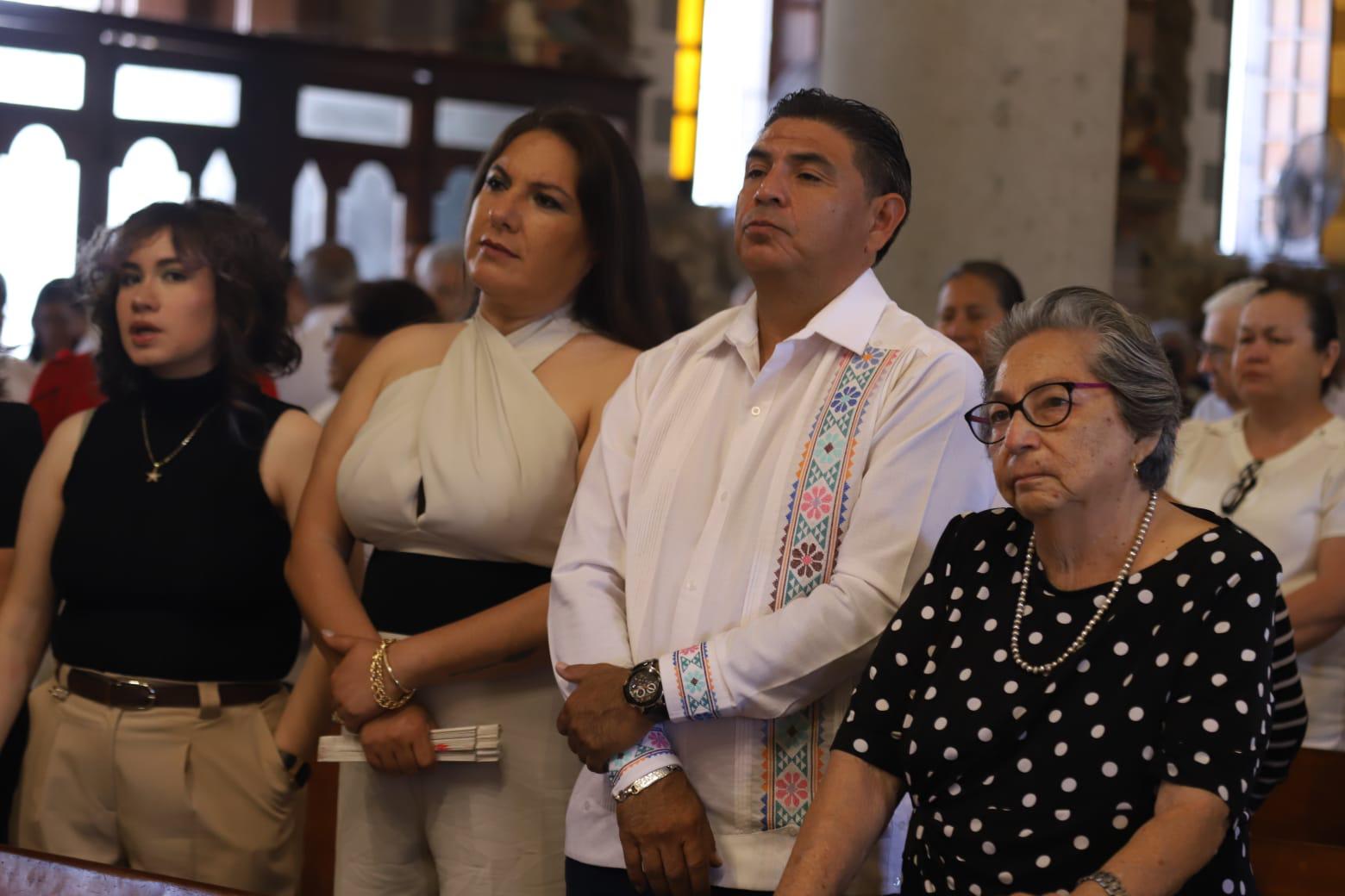 $!Celebra Padre Andrés Cárdenas su primera misa oficial como presbítero en Mazatlán
