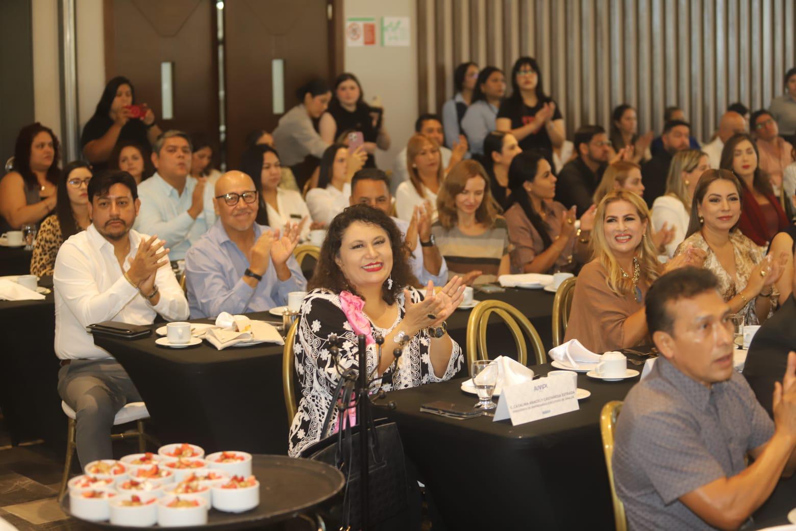 $!El reto para Mazatlán en 10 años: recuperar la confianza y ampliar servicios, señalan en panel