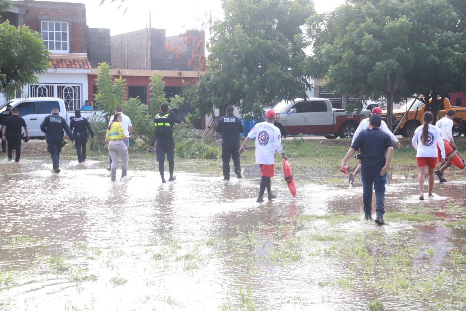 $!Localizan sin vida a joven arrastrado por arroyo en Mazatlán