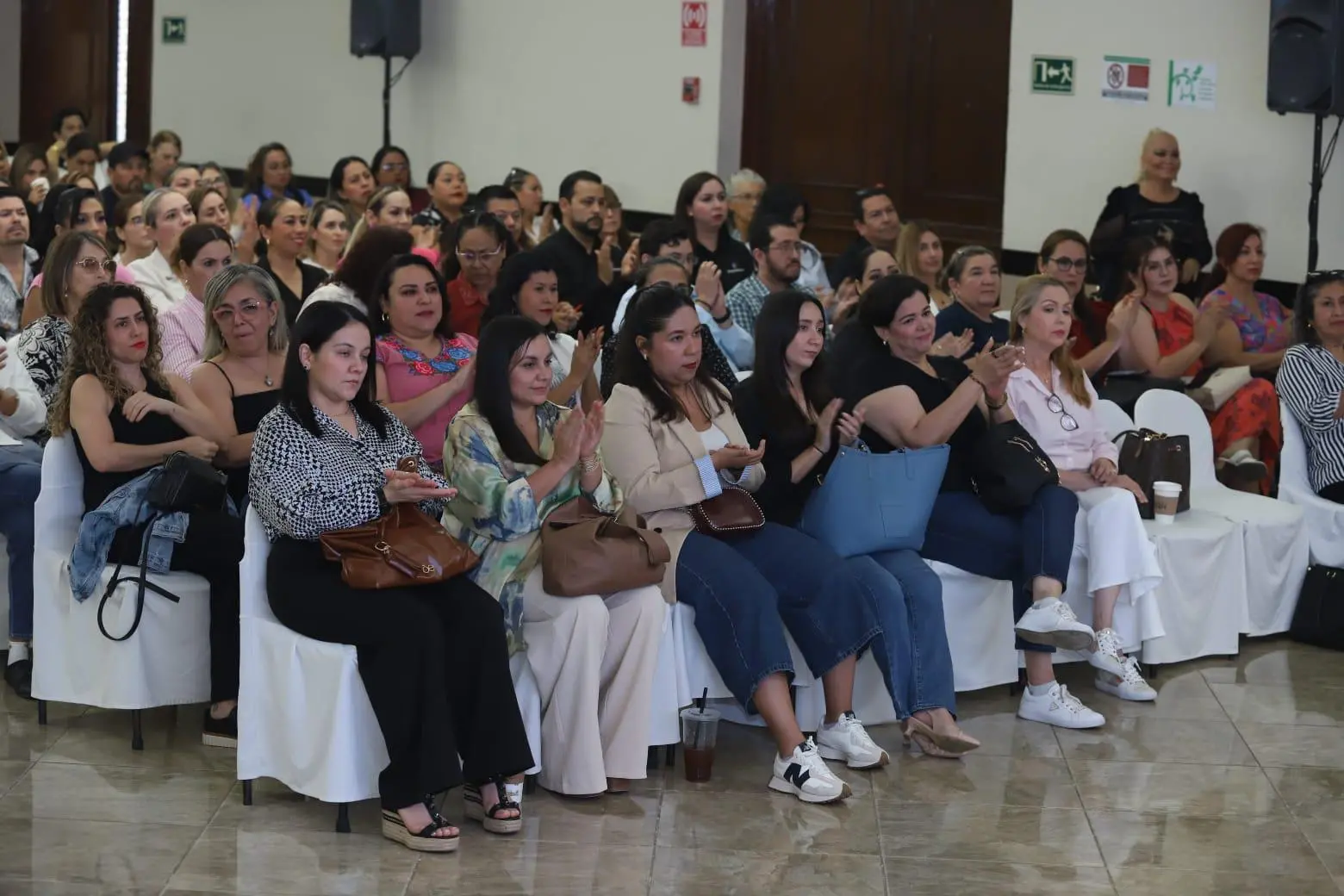 $!Reflexionan en Mazatlán sobre sanar emociones y romper patrones familiares