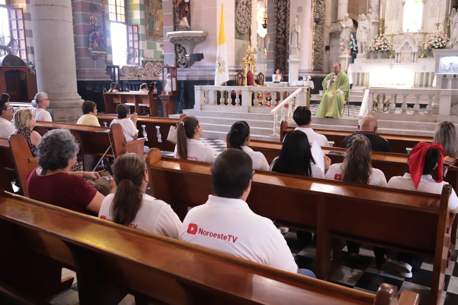 $!Noroeste ha podido mantenerse sólido informando de manera clara y veraz: Padre Adán Pazos