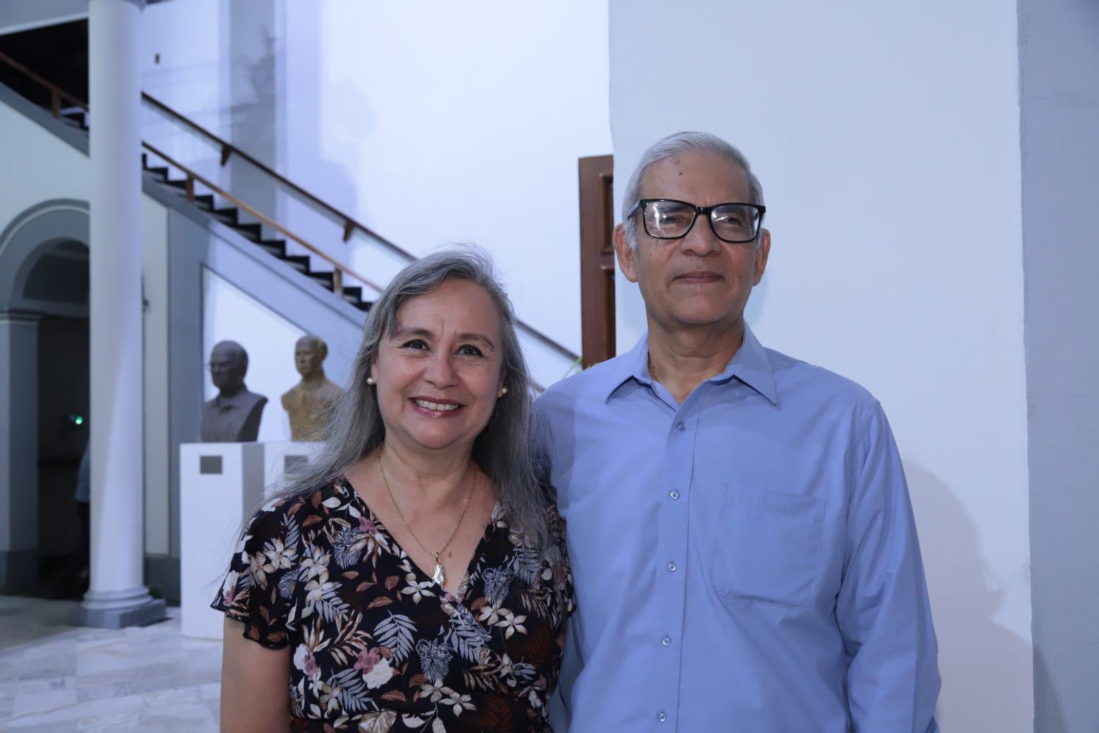 $!Lourdes Patricia Morales y David Magaña.