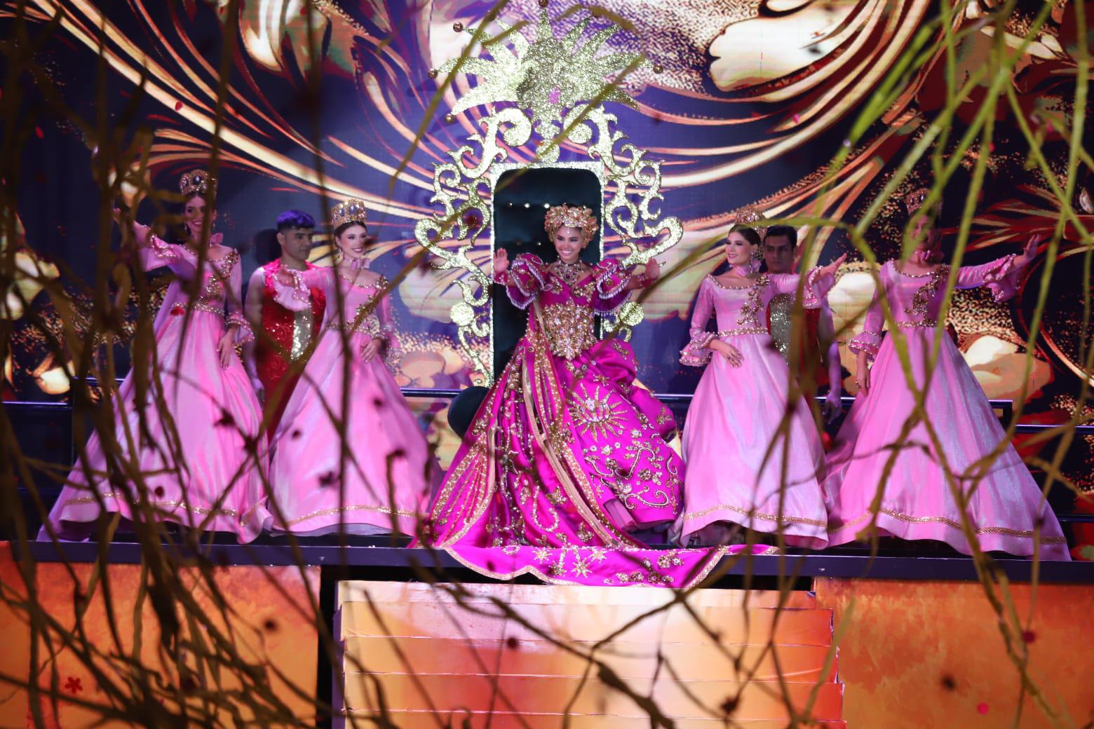 $!Carolina III es coronada como Reina del Carnaval Mazatlán 2024