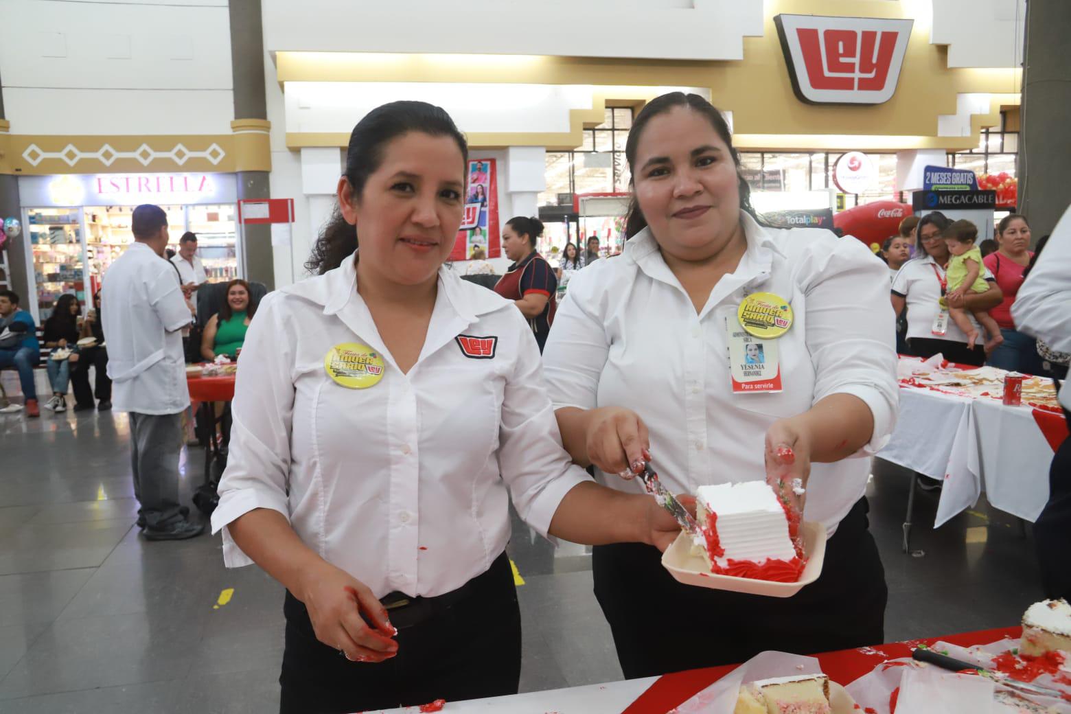 $!Carmen Pardo y Yesenia Hernández.