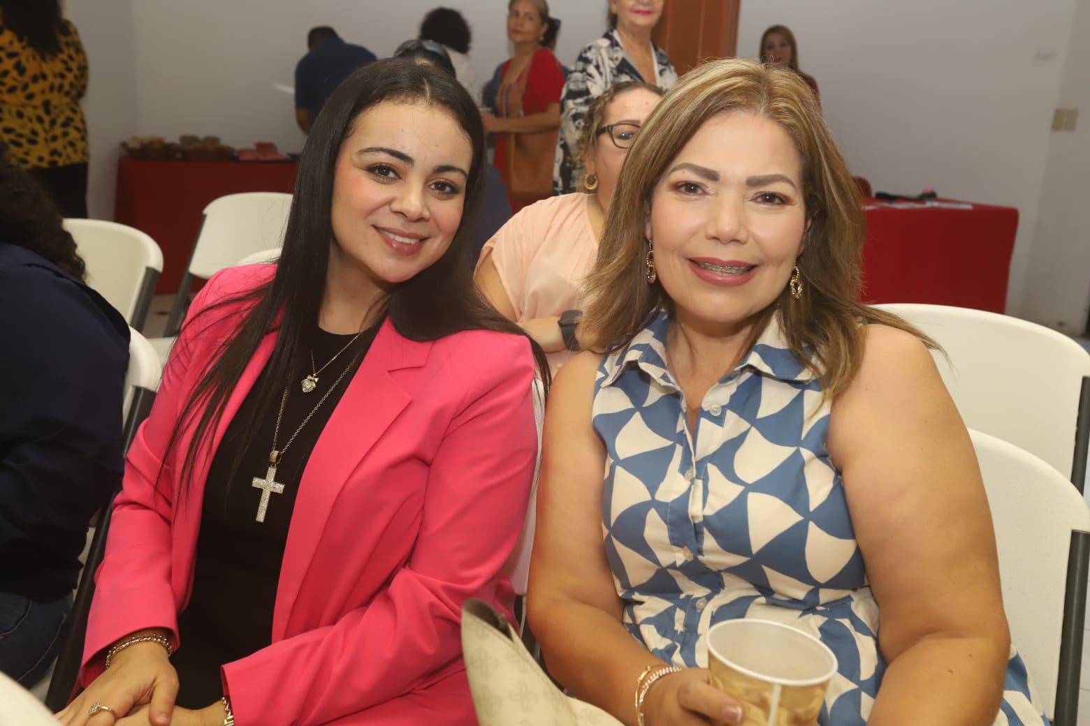 $!Mayra Lizárraga y Elizabeth Peraza.