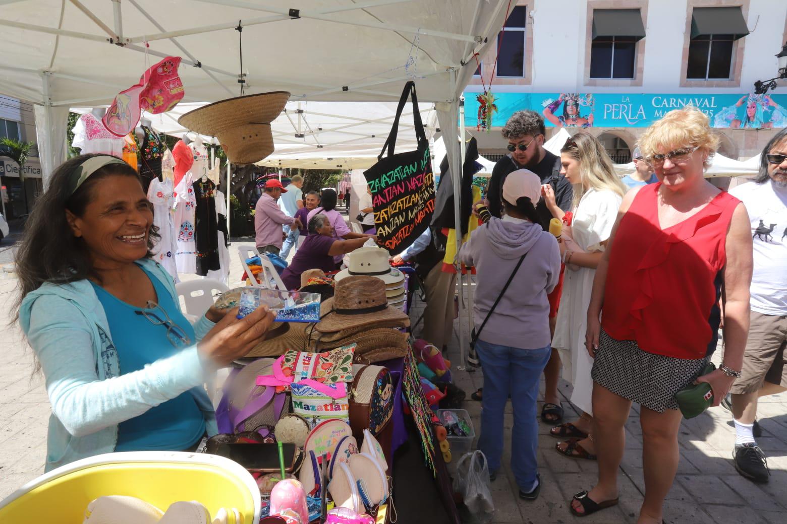 $!Realizan la Expo Mujeres Mazatlán este miércoles en la Plazuela República
