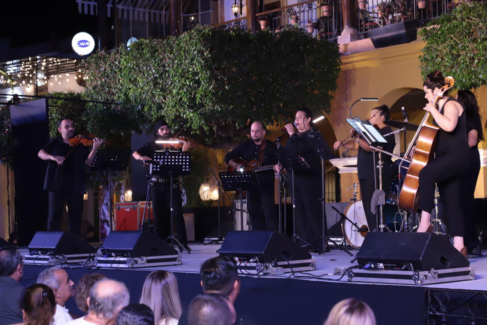 $!Mazatlán celebra a lo grande el Día de la Música con escenarios en el Centro Histórico