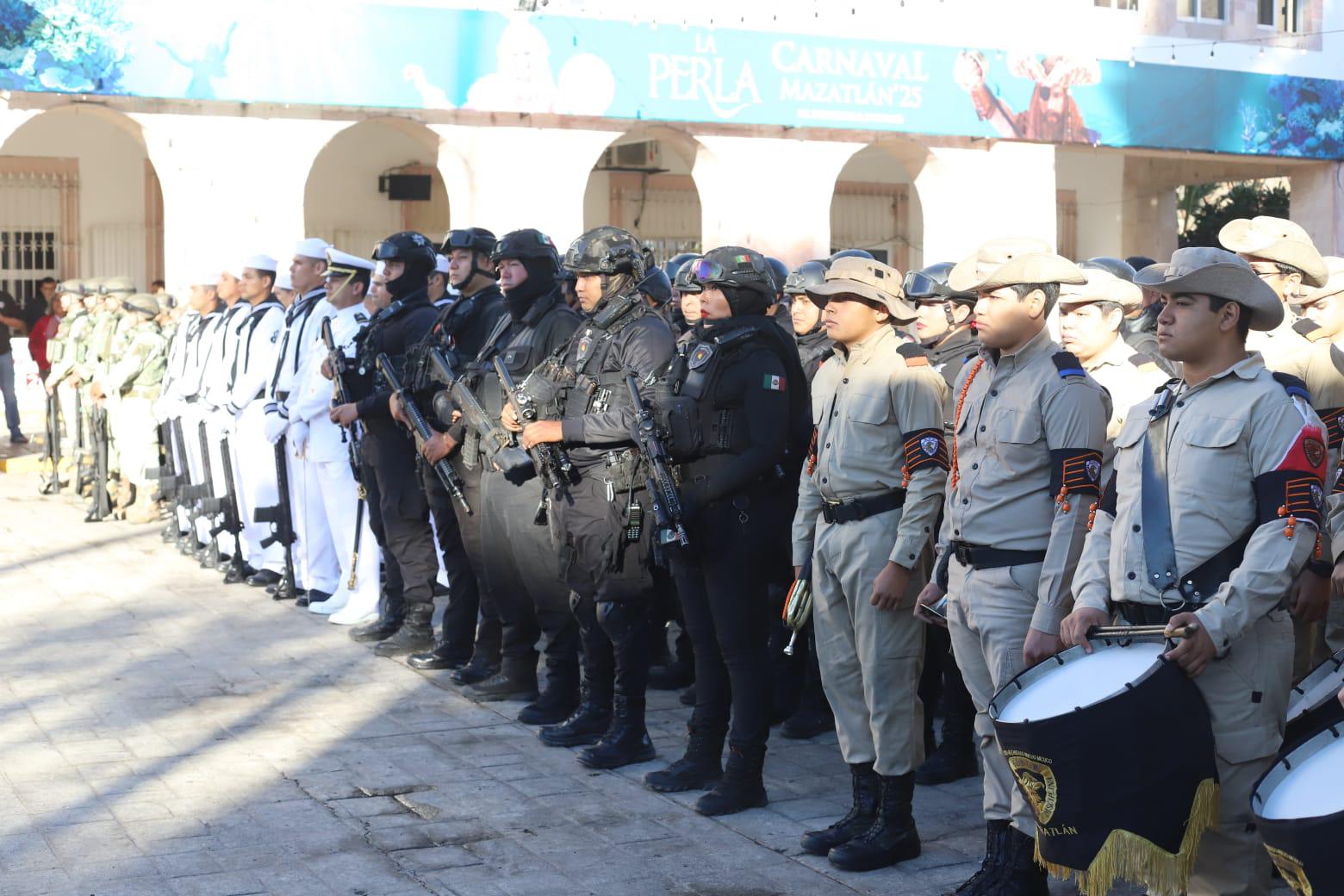 $!Conmemoran en Mazatlán el 108 aniversario de la Constitución de 1917
