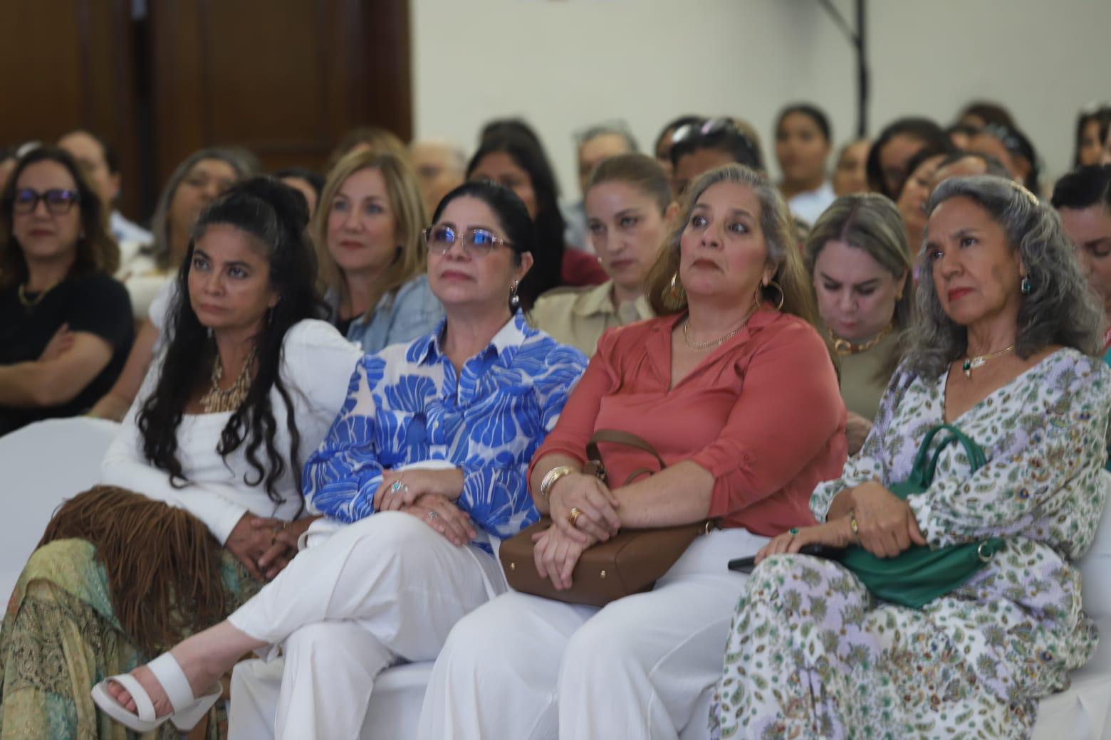 $!Reflexionan en Mazatlán sobre sanar emociones y romper patrones familiares