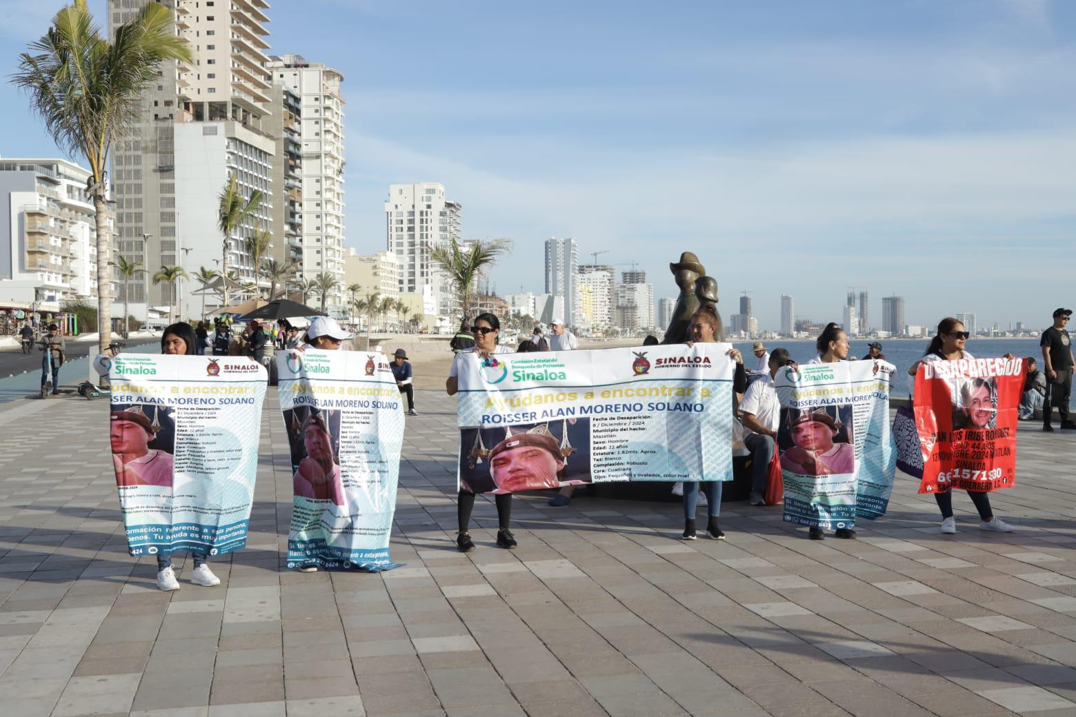 $!Al grito de ‘Con los niños No’, se une Mazatlán para exigir justicia por Gael y Alexander, muertos a balazos en Culiacán