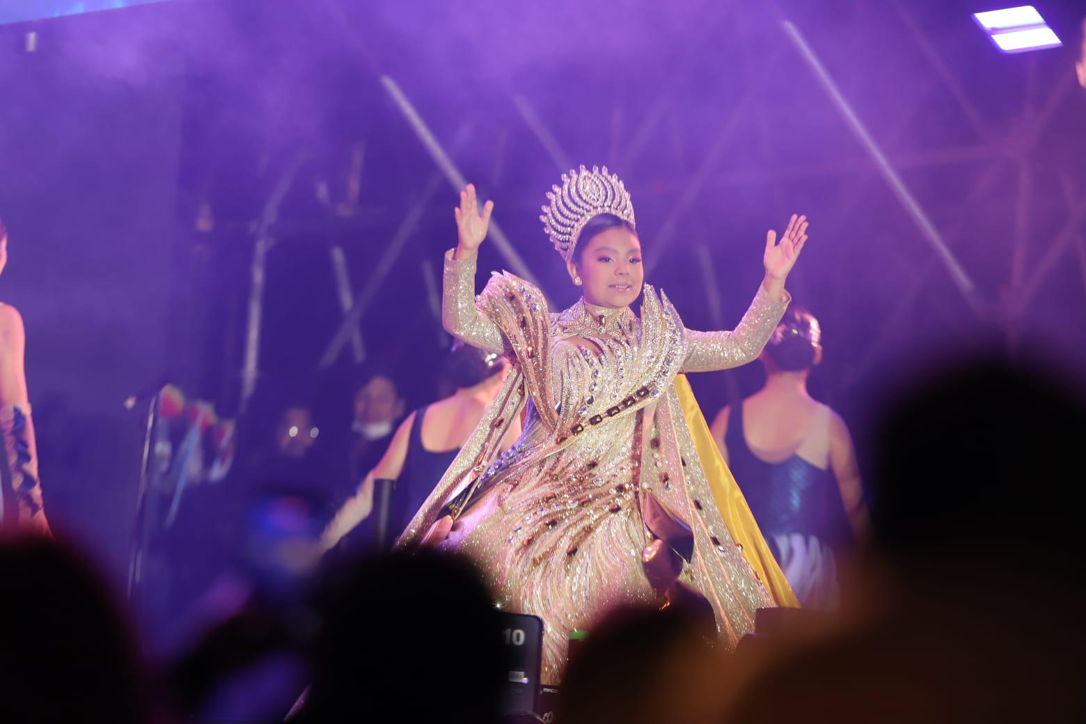 $!Ángela recibió muchos aplausos en su despedida como Reina Infantil del Internacional de Mazatlán 2025 ‘La Perla’.