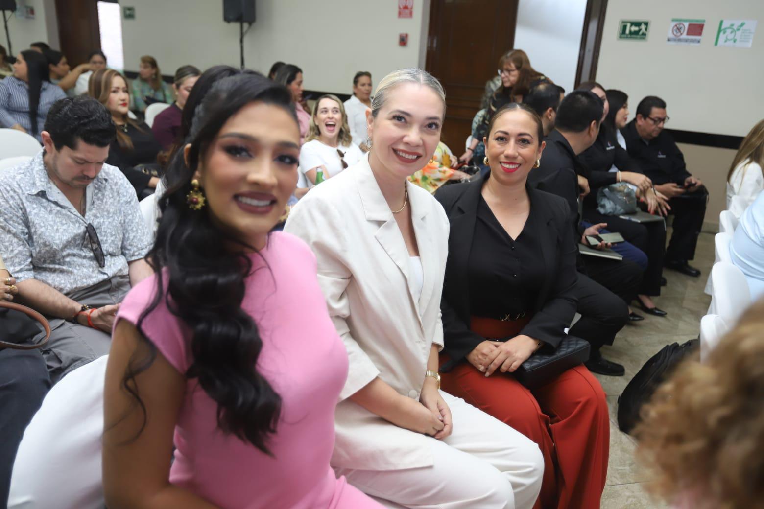 $!Montserrat Zamudio, Jaqueline Collard y Vicky Granados.