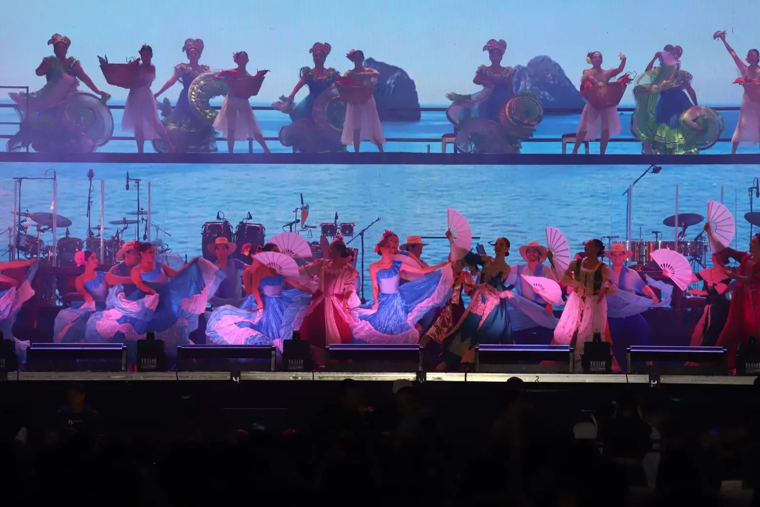 $!Arranca el Carnaval de Mazatlán con la coronación del Rey de la Alegría, Javier I