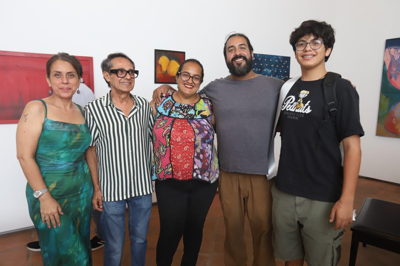 $!Macrina Arce, Manuel Alencaster, Marysol Galván, Francisco Valenzuela y Aldo Galván.