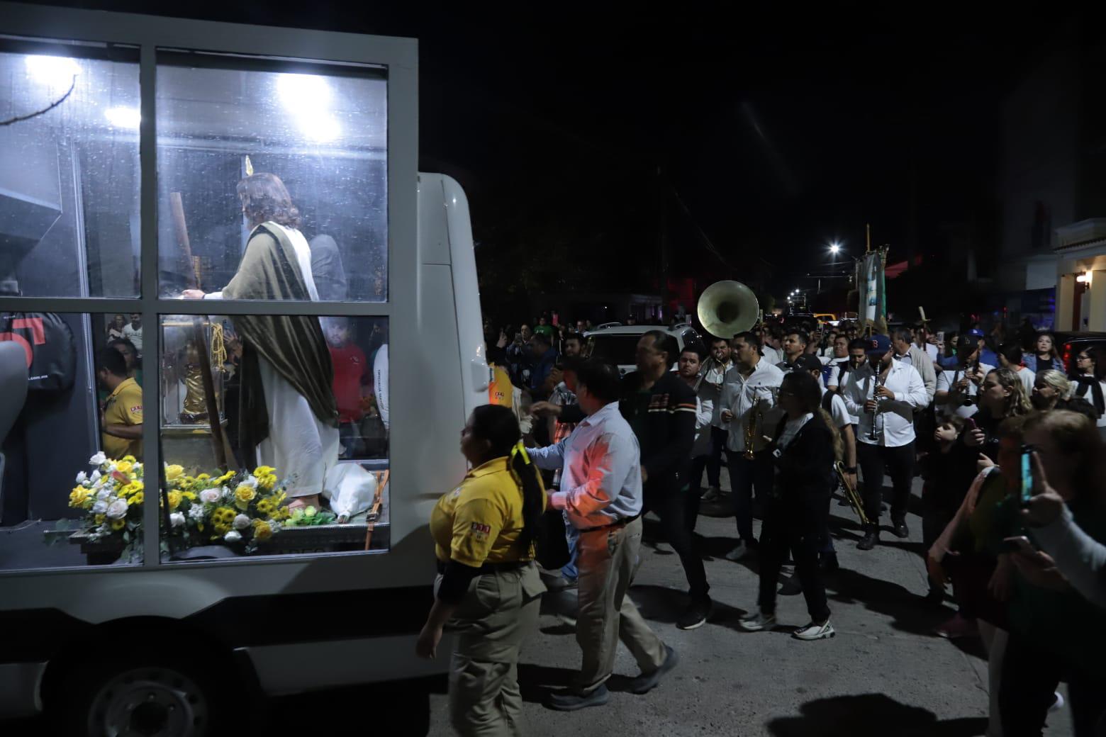 $!Demuestran fieles su devoción a las Reliquias de San Judas Tadeo; estarán este martes en Sábalo Country, en Mazatlán