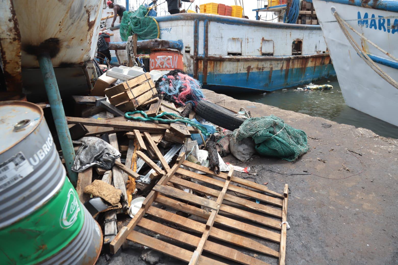 $!Capitanía de Puerto mantiene restricción a la navegación en Mazatlán por las condiciones climáticas